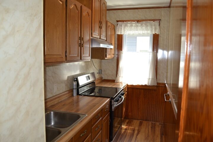 Property Photo: 43 Sterling St 2 MA 01607