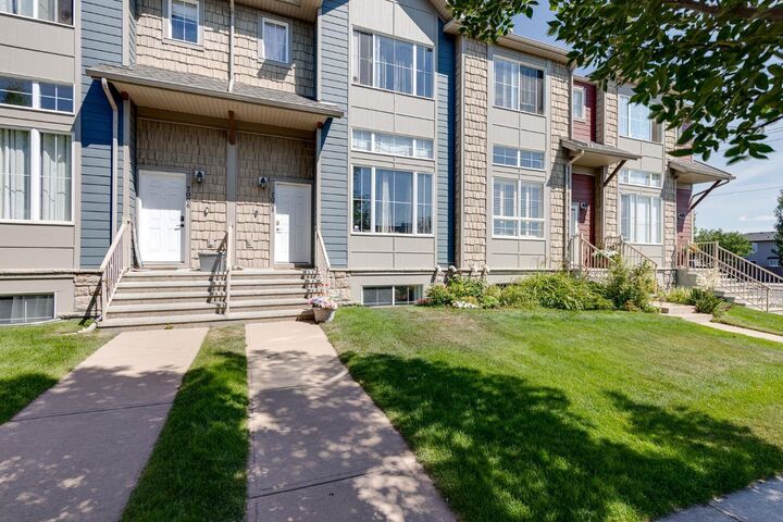 Property Photo:  2370 Bayside Road SW 7008  AB T4B 0N1 