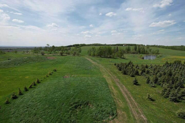 Ne22-74-6-W6 Range Road 62 — photo 1