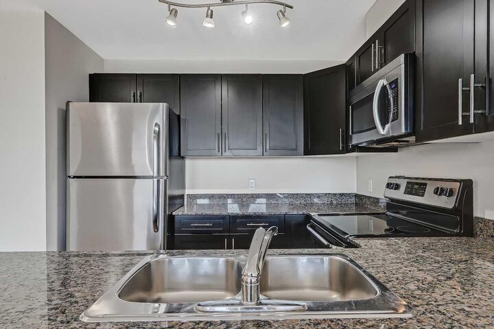 Property Photo: 955 McPherson Road NE 514 AB T2E 6V3
