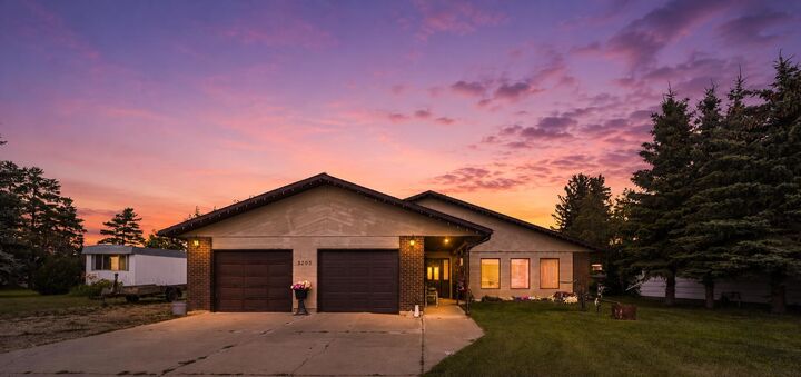 Property Photo: 5205 48 Avenue AB T0B 4C0