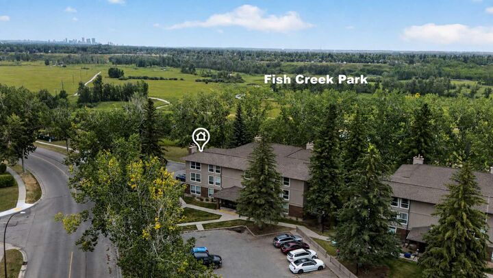 Property Photo: 860 Midridge Drive SE 631 AB T2X 1K1