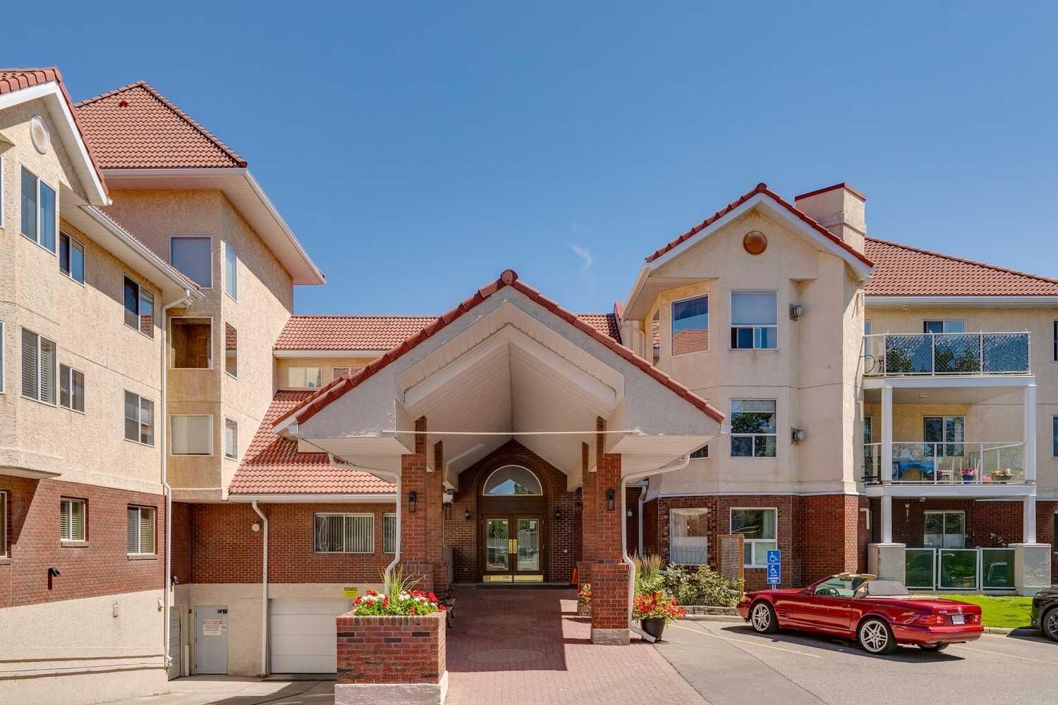 Property Photo: 1818 Simcoe Boulevard SW 3238 AB T3H 3L9