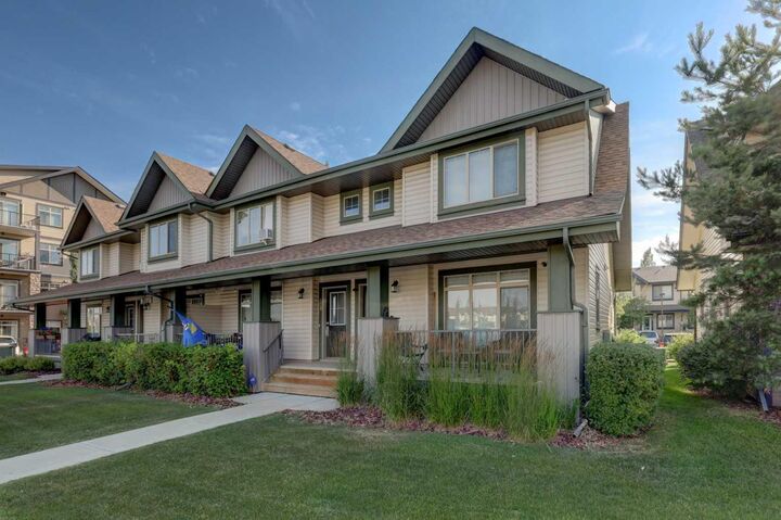 Property Photo: 131 Copperpond Common SE AB T2Z 5B6