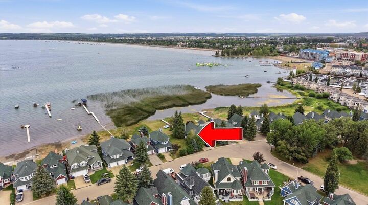 Property Photo: 182 Marina Bay Court AB T4S 1E9