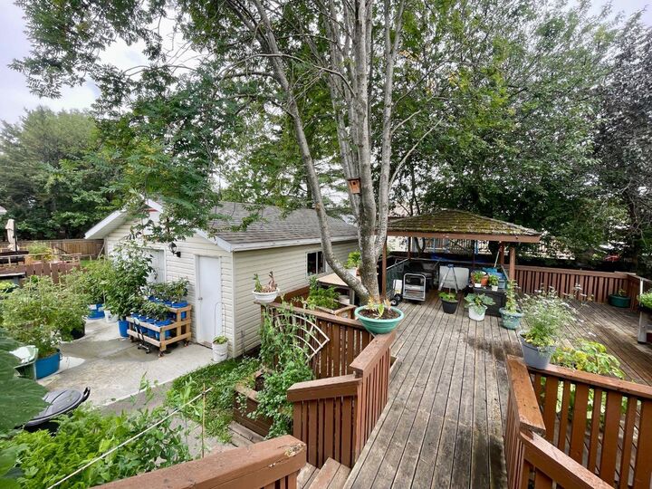 Property Photo: 1418 53 Street AB T7E 1H5