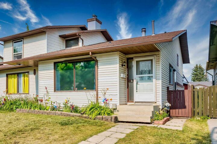 Property Photo: 235 Templemont Drive NE AB T1Y 5A1