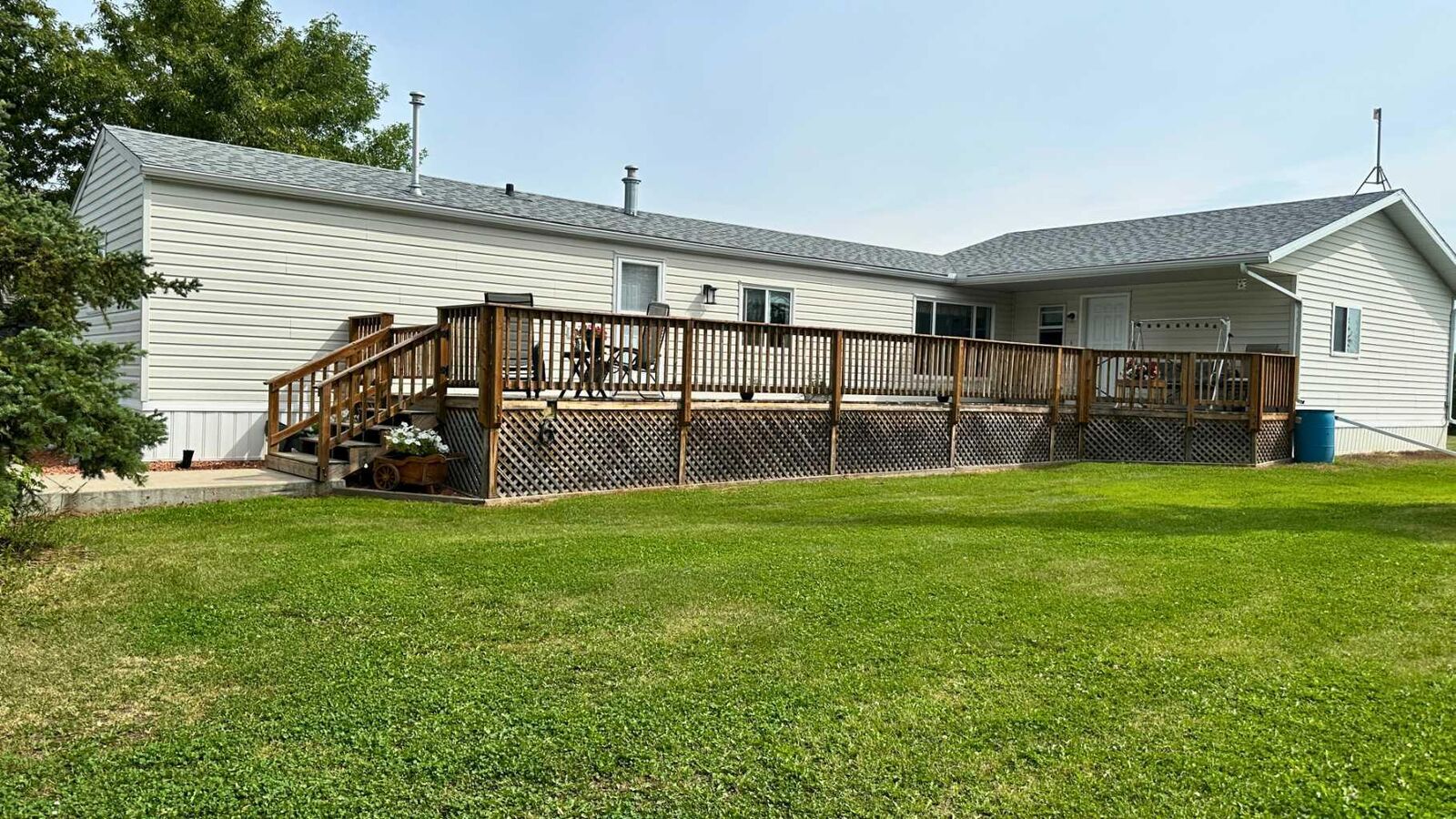Property Photo: 783026 2 Highway AB T0H 0B7