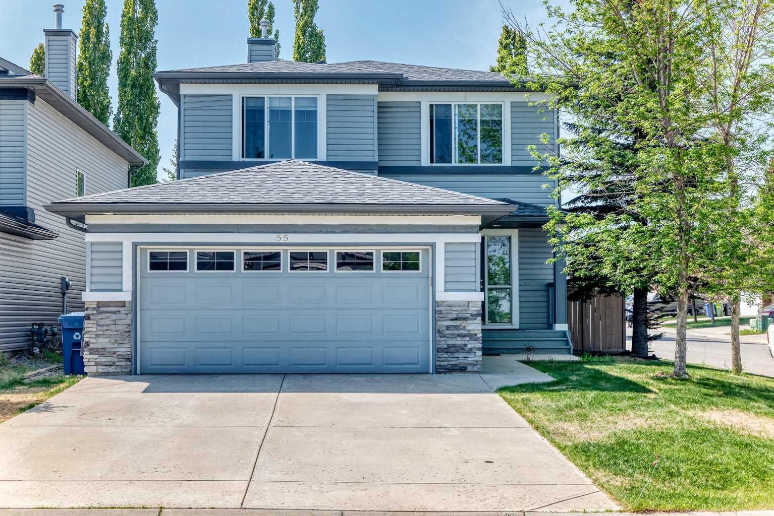 Property Photo: 55 Eversyde Gardens SW AB T2Y 5E2