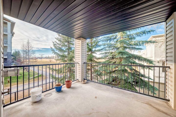 Property Photo: 4975 130 Avenue SE 3211 AB T2Z 4P2