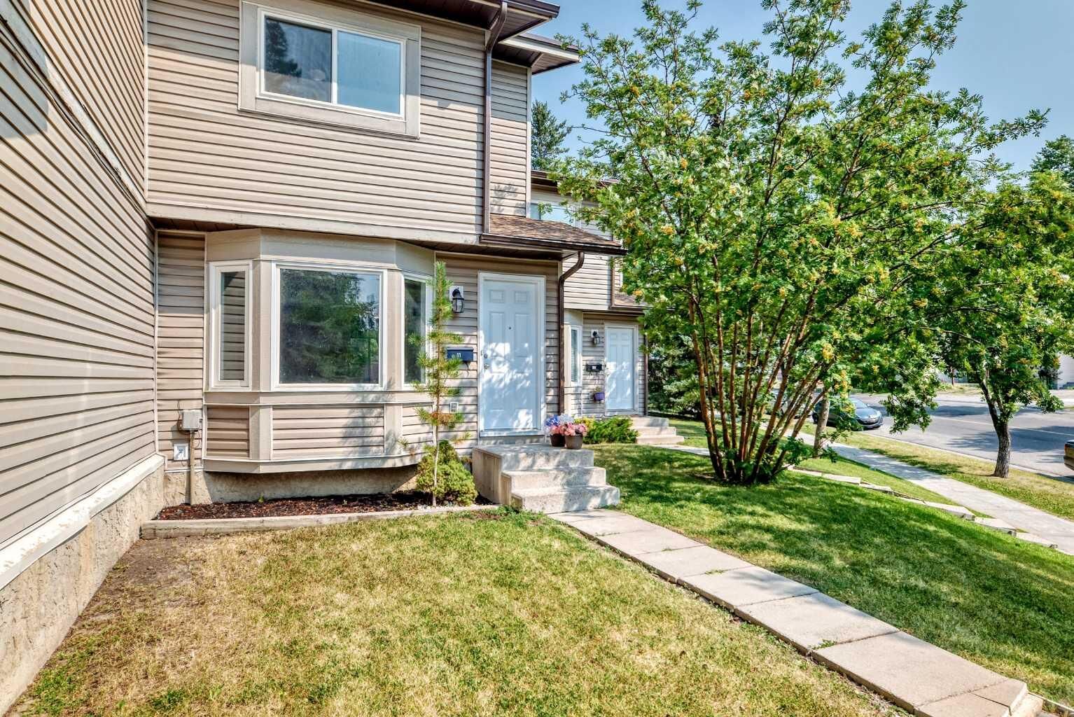 Property Photo: 11 Falshire Terrace NE AB T3J 3B5