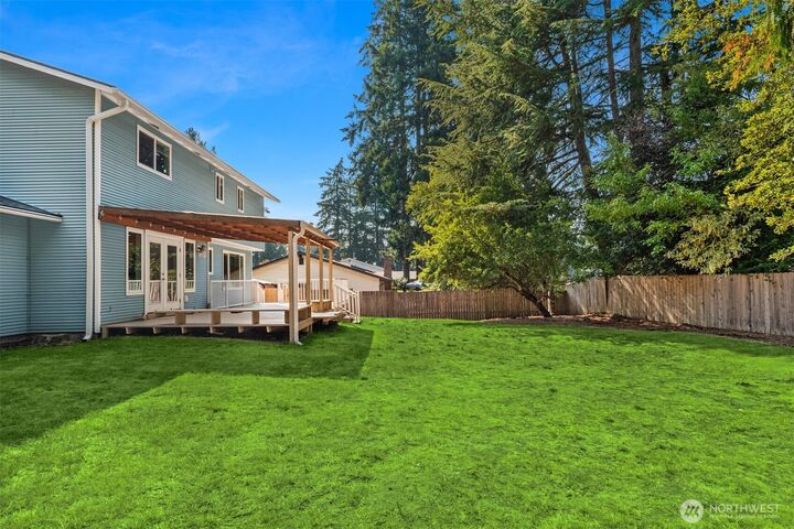 Property Photo: 7046 NE 138th Street WA 98034