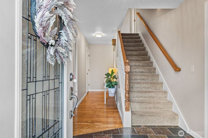 Property Photo: 14502 SE 27th Circle WA 98683