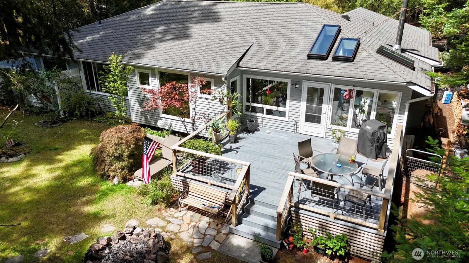 Property Photo: 142 Vista Way WA 98250