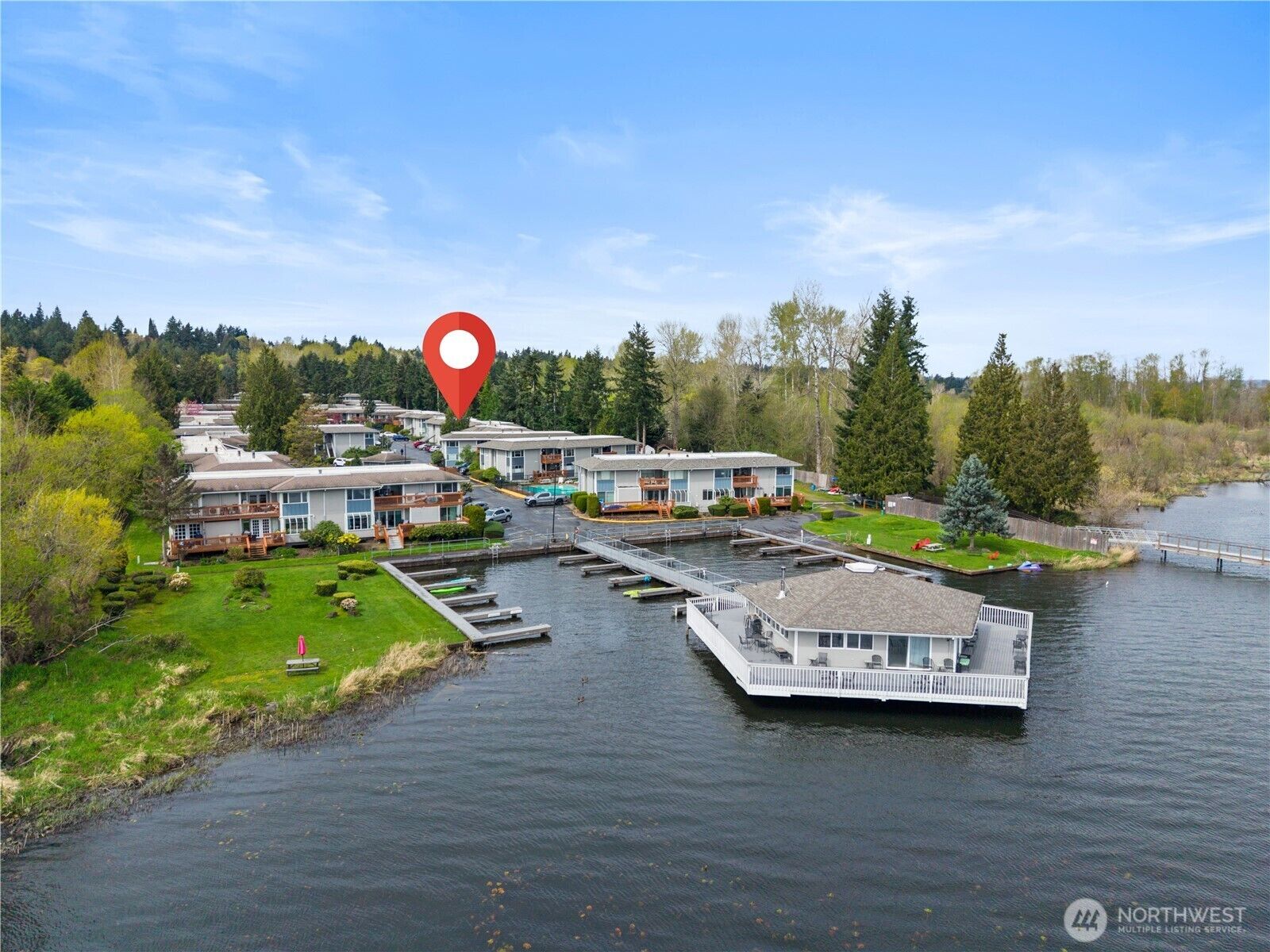 Property Photo: 17404 NE 45th Street 170 WA 98052