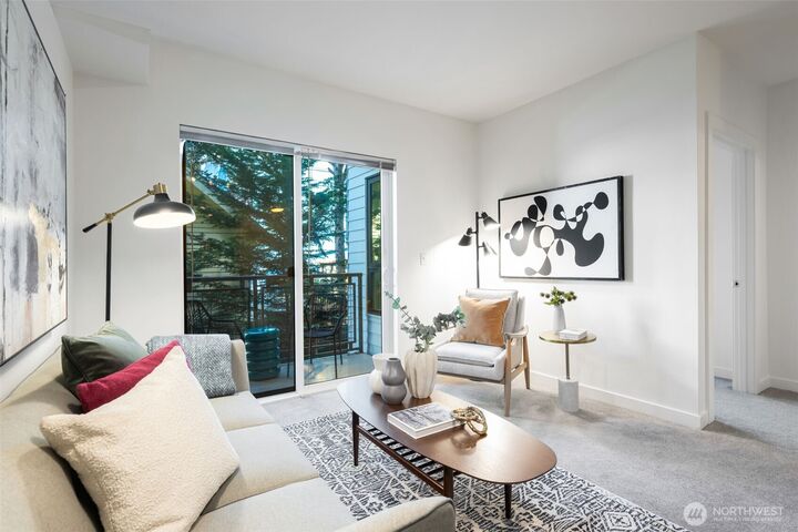 Property Photo: 1410 E Pine Street W205 WA 98122