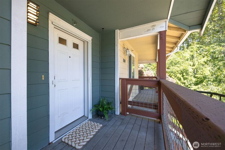 Property Photo:  4047  Eliza Avenue 103  WA 98226 
