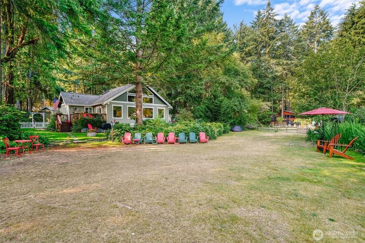 Property Photo: 11122 Cole Place WA 98303