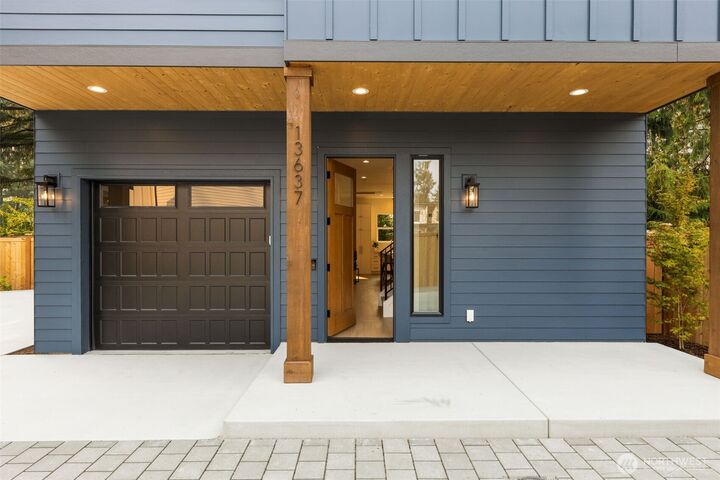 Property Photo:  13637  103rd Avenue NE  WA 98034 