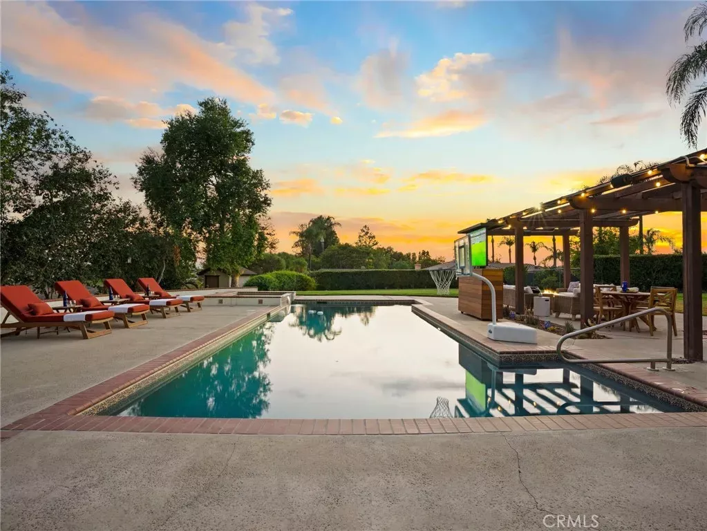 Property Photo:  1818 Old Bridge Road  CA 92506 