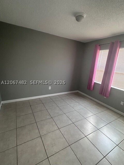 Property Photo: 20735 NE 8th Ct 101-12 FL 33179