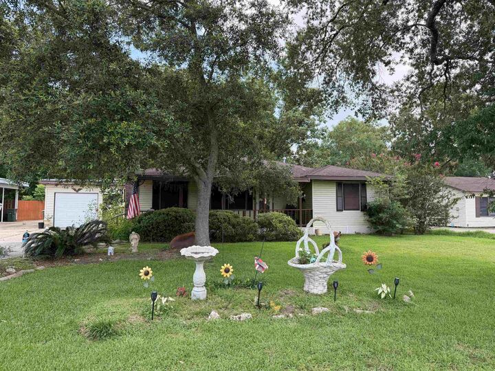 Property Photo: 2890 W Lucas Dr. TX 77706