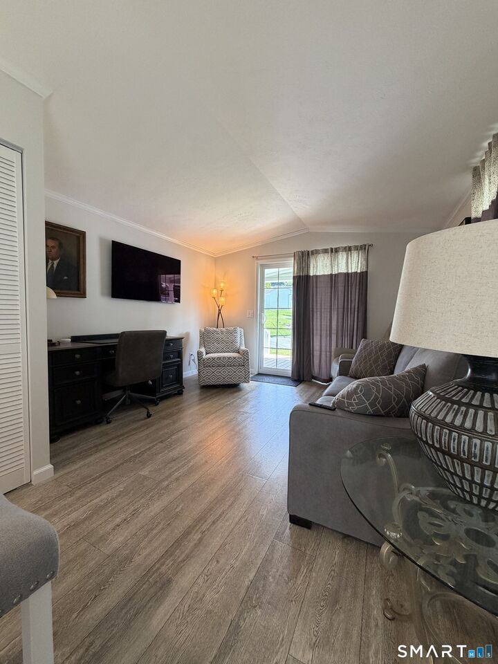 Property Photo:  5 Sundeck Terrace  CT 06489 
