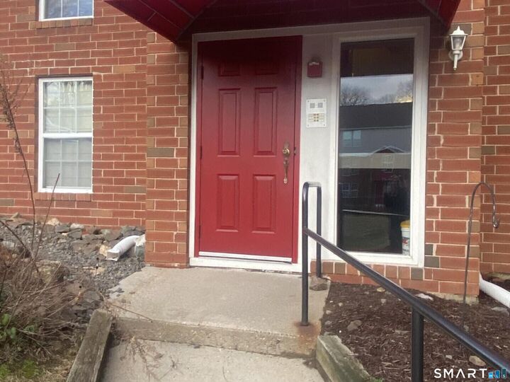 Property Photo: 4 Heather Ridge CT 06484