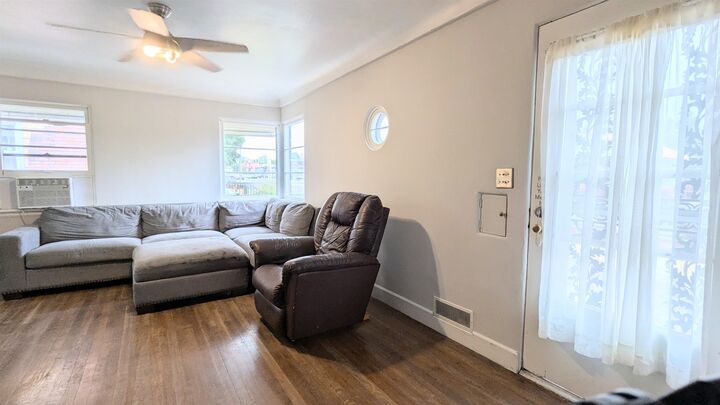 Property Photo:  1108 E Wellesley Ave  WA 99207 