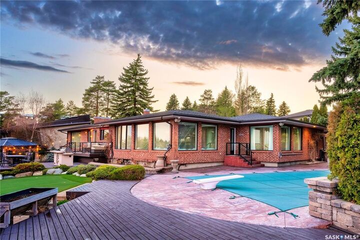 Property Photo: 15 Quappelle Court SK S7K 1C2