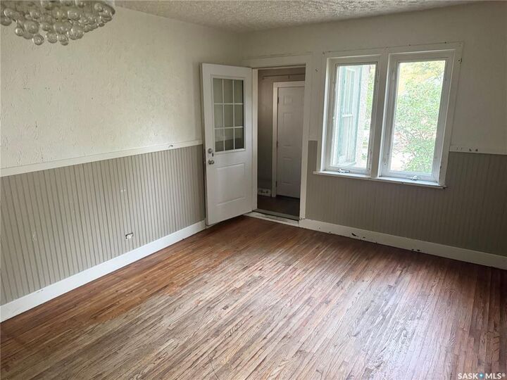Property Photo: 1110 Queen Street SK S4B 4B2