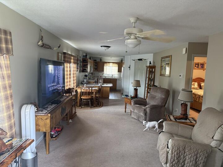 Property Photo:  4 Walnut Street  OH 45628 