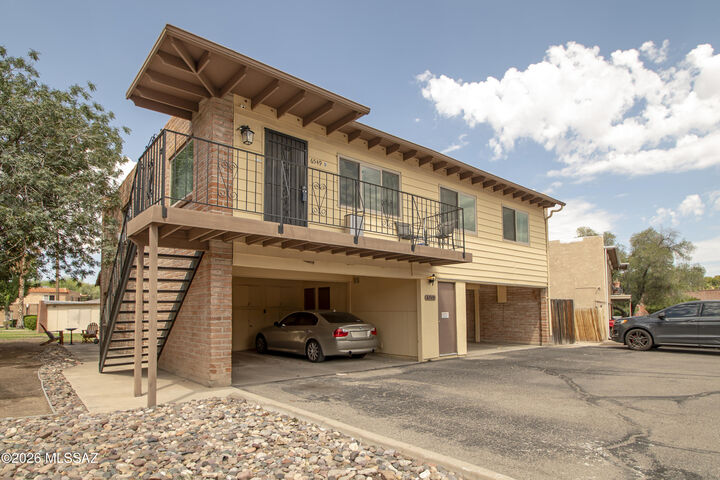 Property Photo:  6549 E Calle La Paz D  AZ 85715 