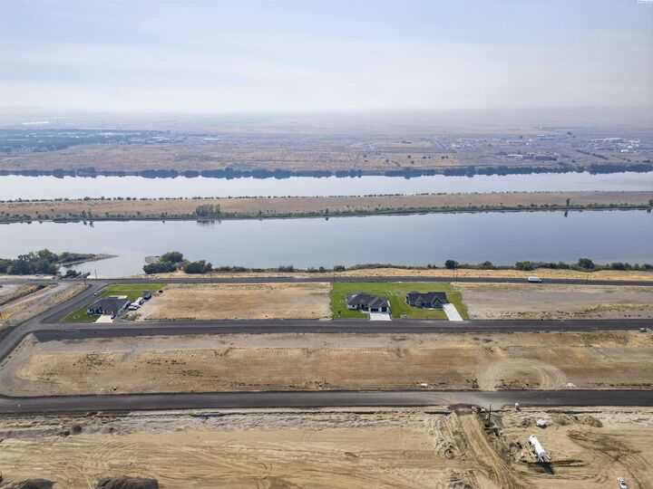Property Photo: 167 Panoramic Drive 13 WA 99301