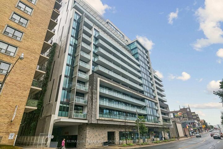3018 Yonge Street 606 — photo 1