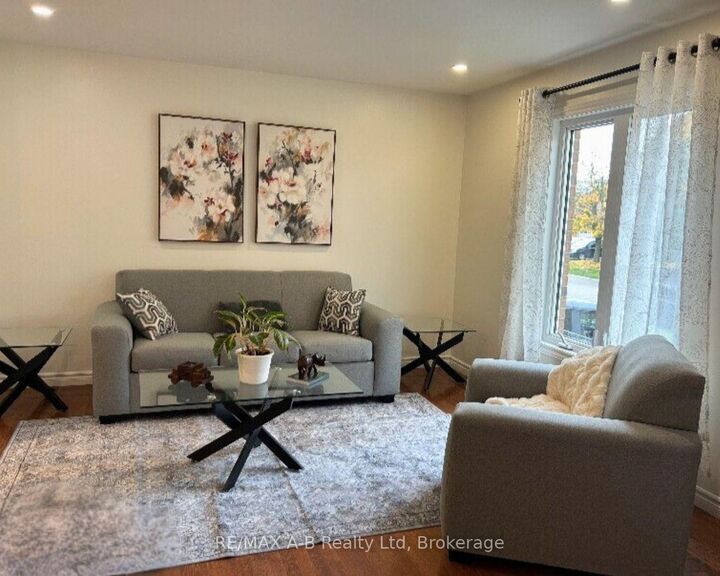 Property Photo: 29 Dunsford Crescent ON N4X 1A5
