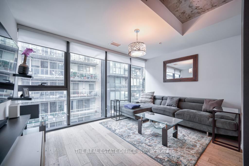 Property Photo: 629 King Street W 331 ON M5V 0G9