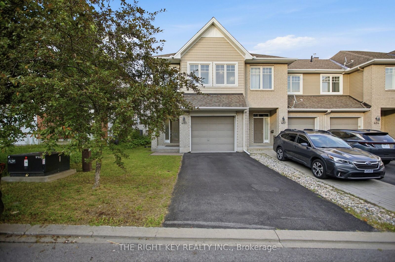 Property Photo: 480 Stalwart Crescent ON K1T 0H3