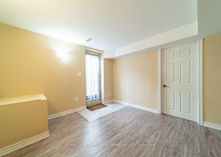 Property Photo: 1036 Yates Drive ON L9T 6A7
