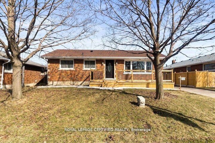 38 Collier Road N — photo 1
