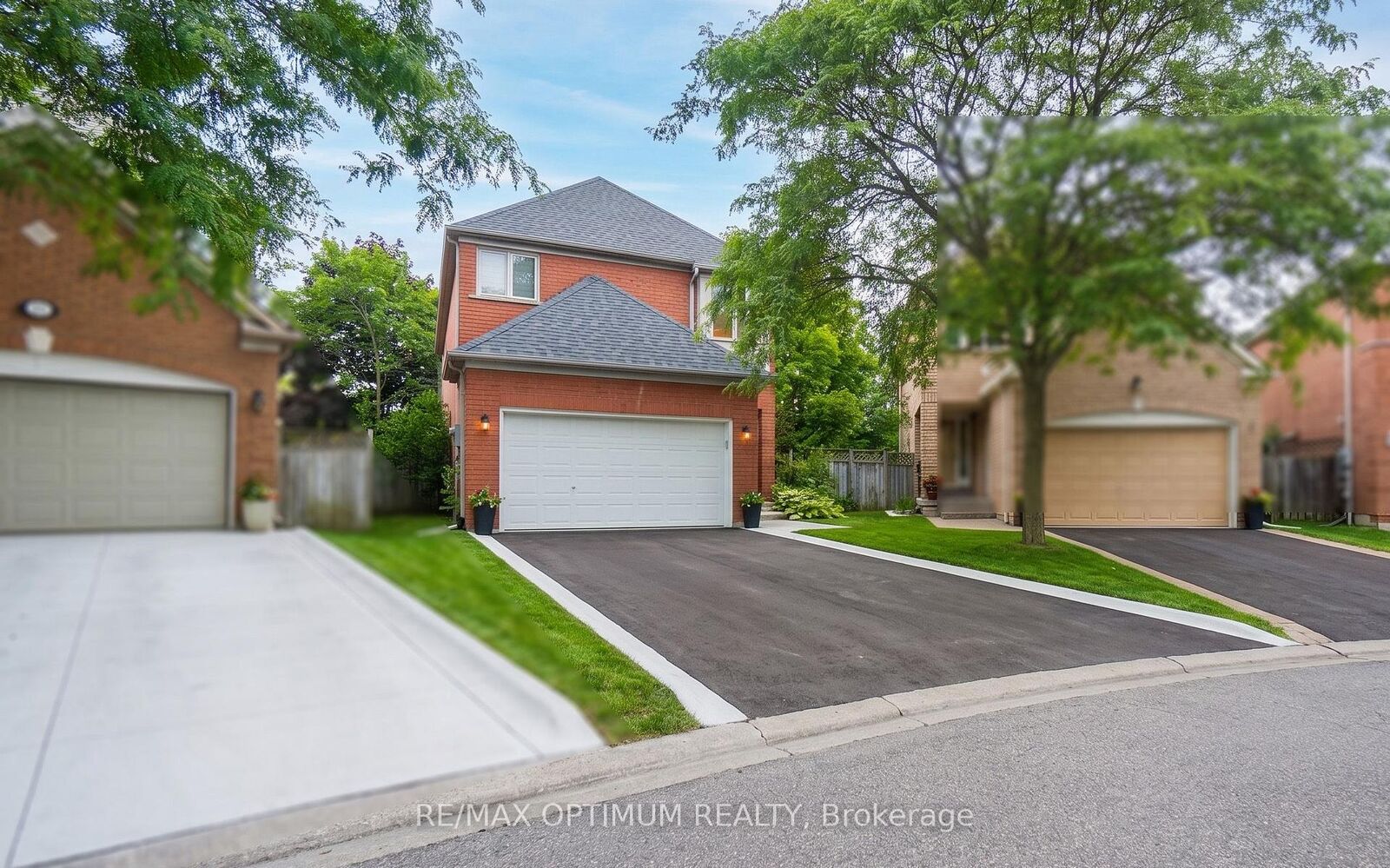 Property Photo: 9 Inwood Place ON L6R 1T2