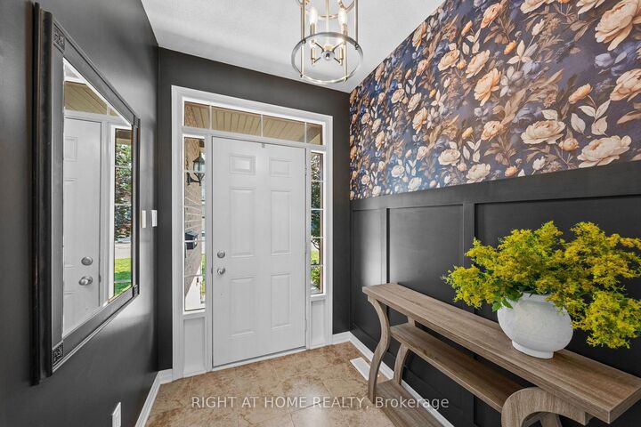 Property Photo:  525 Peerless Street  ON K2J 5P9 