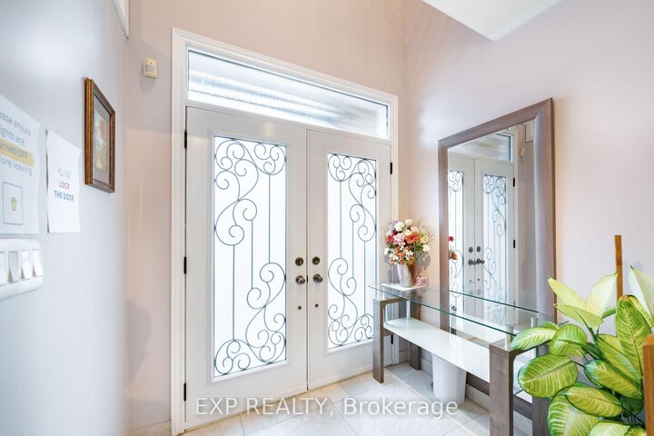 Property Photo: 3 Baffin Court ON L4B 4J6