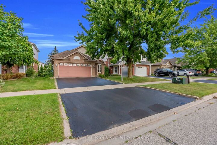 Property Photo: 148 Clairfields Drive W ON N1G 5A3