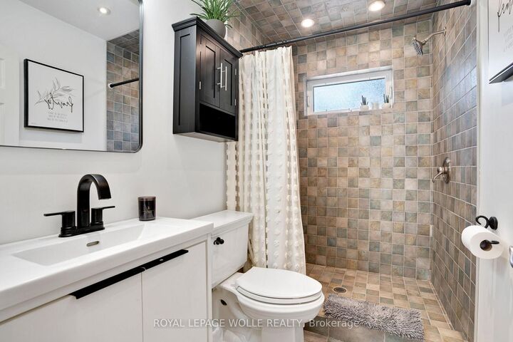 Property Photo: 18 West River Street ON N3L 2T8