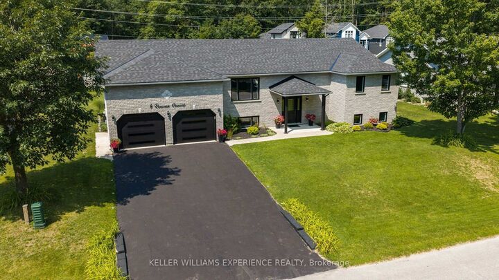 4 Downer Crescent — photo 1