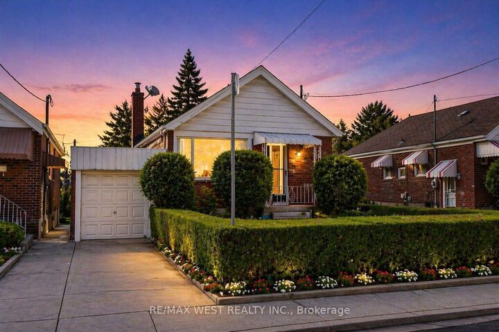 5 Dieppe Road S — photo 1