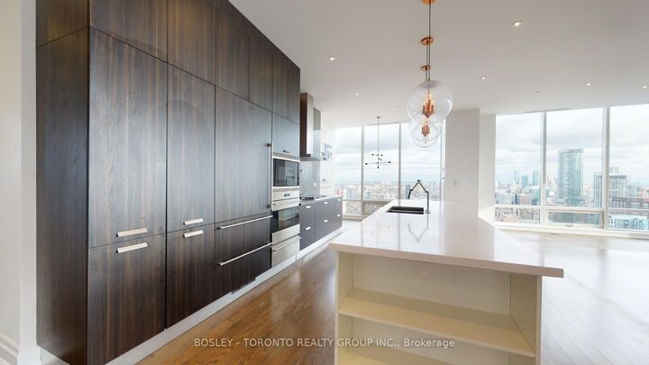 Property Photo: 295 Adelaide Street W Ph01 ON M5V 0L4