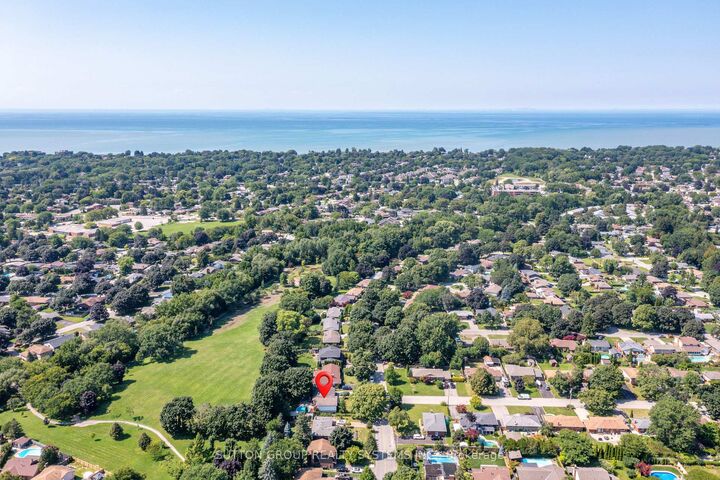 55 Richelieu Drive — photo 1