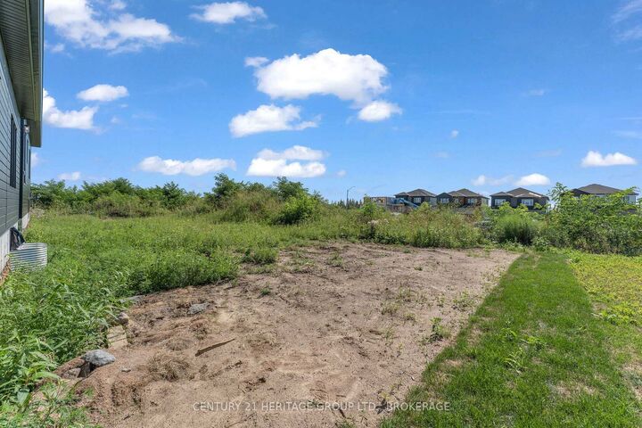 Property Photo: 56 Dusenbury Drive ON K0H 1N0